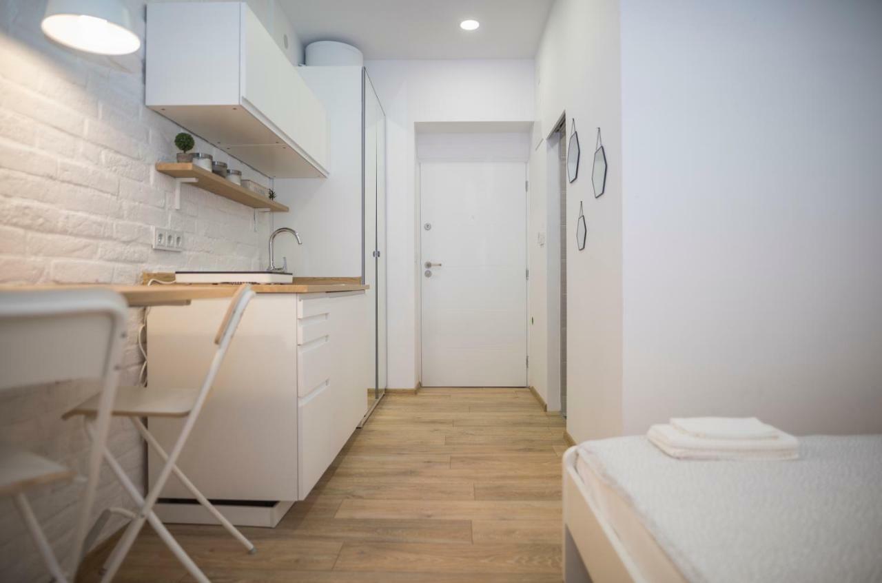 "D&M" Studio Apartments ザグレブ エクステリア 写真